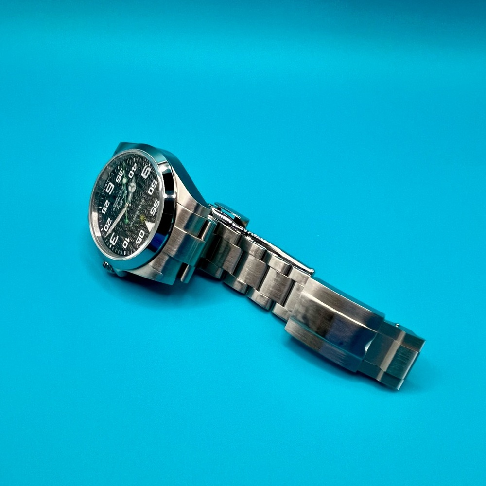 Stainless Steel Watch with Black Dial Homage - Picture 6 of 7